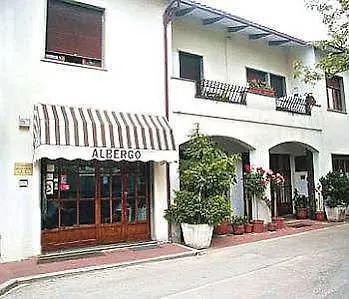 Hotel Boni Cerri 2*